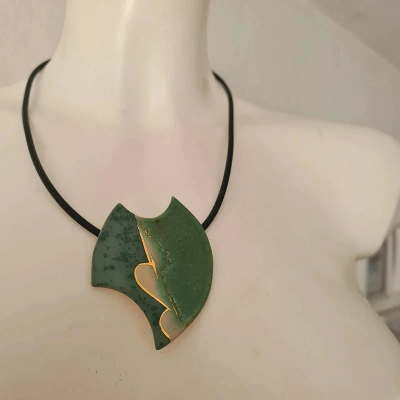 Keramik/Porzellan Halskette grün Kautschuk Halsband Unikat - Bild 1 von 4