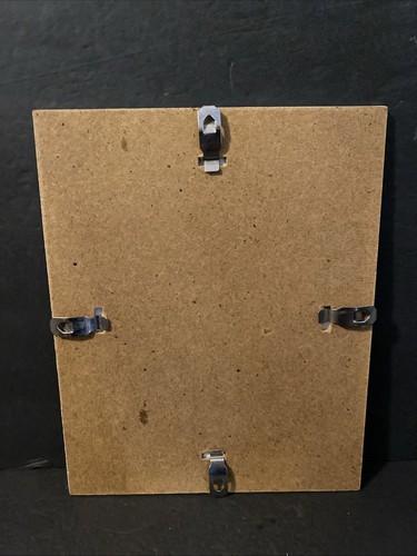 Stylish Frameless Clip Photo Frames With Clear Glass 8X10” - Picture 2 of 2
