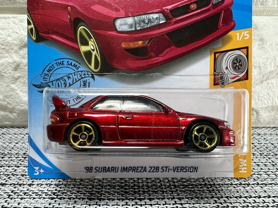 Hot Wheels HW Turbo 1/5 '98 Subaru Impreza 22B versión STi 23/250 rojo Foto 2 de 4