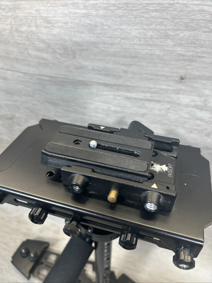 Estabilizador de câmera Glidecam HD-2000 com sistema de liberação rápida com pesos - Imagem 2 de 4