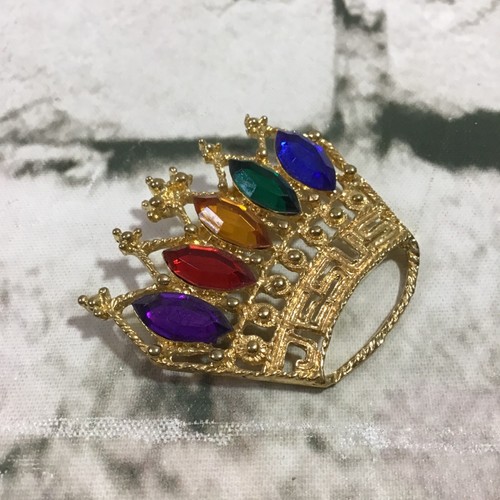 Vintage Krone Brosche Anstecknadel goldfarben mit bunten Strasssteinen verziert - Bild 2 von 4