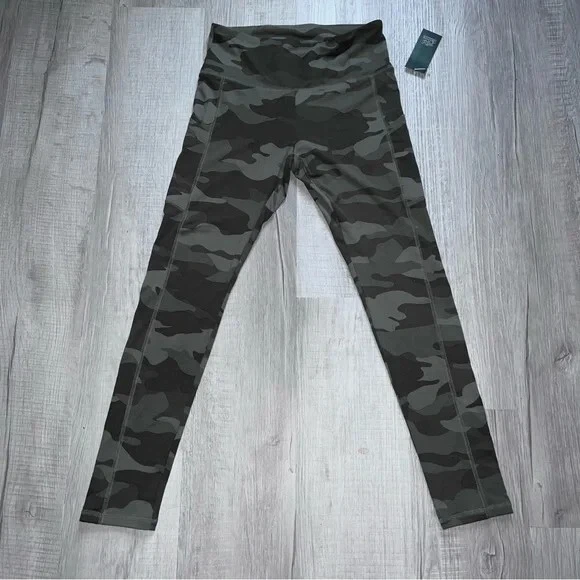 Wild Fable Women's Camo Leggings With Pockets Green Size M