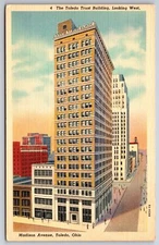 Toledo Ohio~Downtown Madison Avenue Trust Building~1938 Linen Postcard