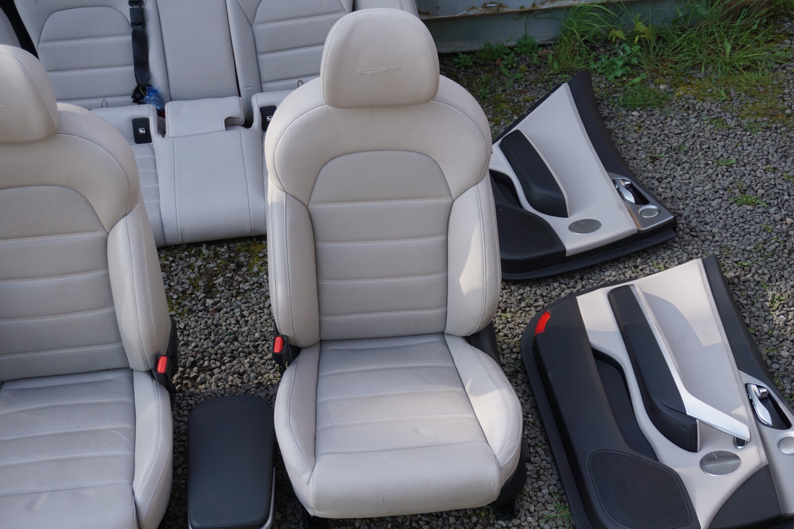 KIA STINGER GT S COMPLETE INTERIOR SEATS HEATED ELECTRIC +DOOR CARDS