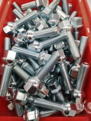 10 x Radschraube M12x1,5x55 R12 Kugelbund SW17 Mercedes SV557 Alufelgen Bolzen