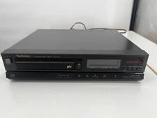 TECHNICS SL-PJ11 CD Compact Disc Player Vintage 1986 - Turns On PARTS ONLY