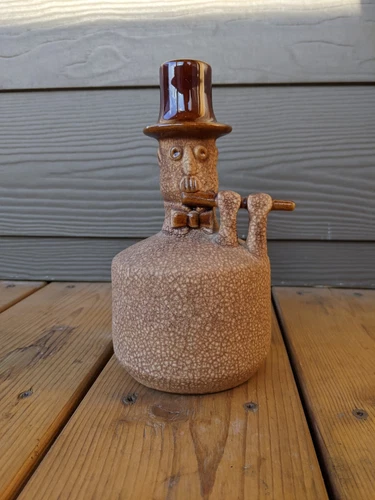 Vintage Royal Haeger Pottery Toe Tapper Vase Flute Player Whimsical Musician 8 ¼