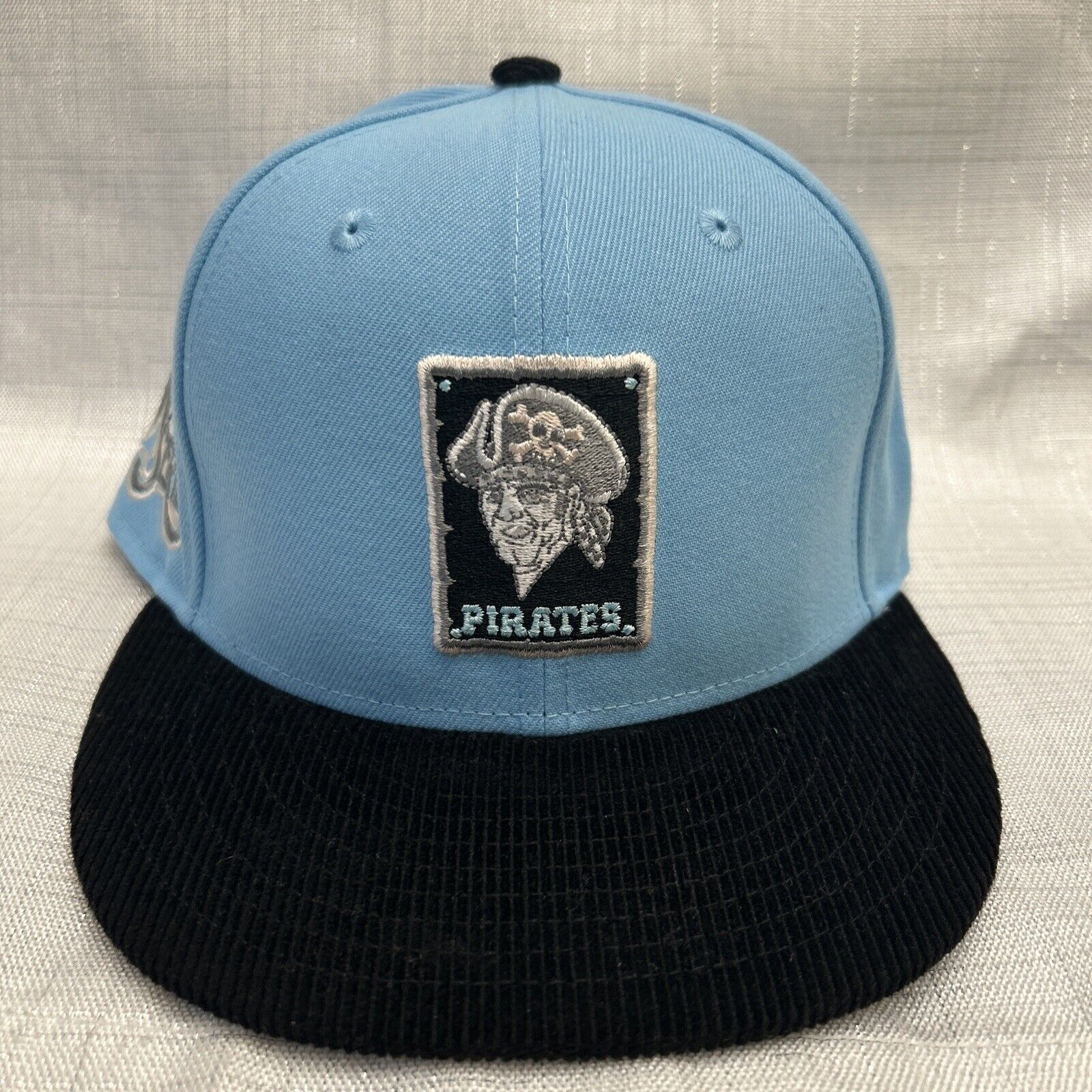 Picture 1 of 6