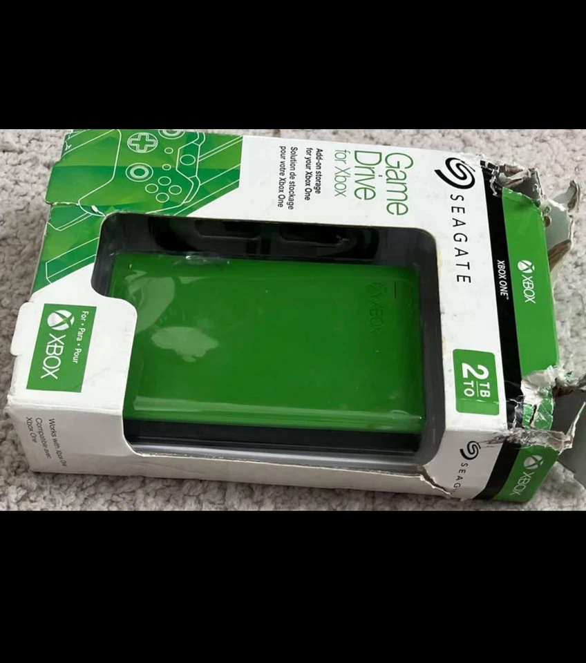 Seagate Game Drive for Xbox 2TB Green (STEA2000403) - Image 2 of 4