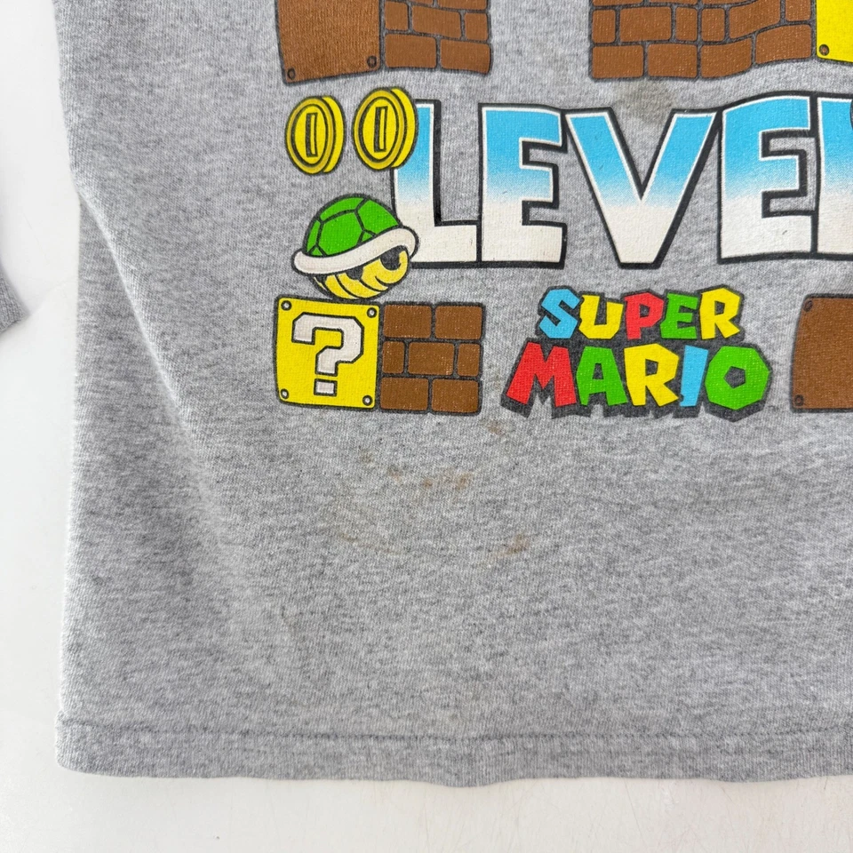 Camiseta manga longa gráfica Super Mario Bros Get On My Level infantil tamanho 8 falha - Imagem 4 de 4