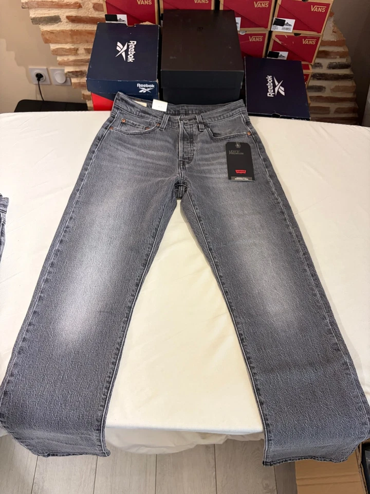 Jean Levi's® 501® Original Femme Gris Délavé – Taille W27 L32 – Neuf avec Étique - Photo 4/4