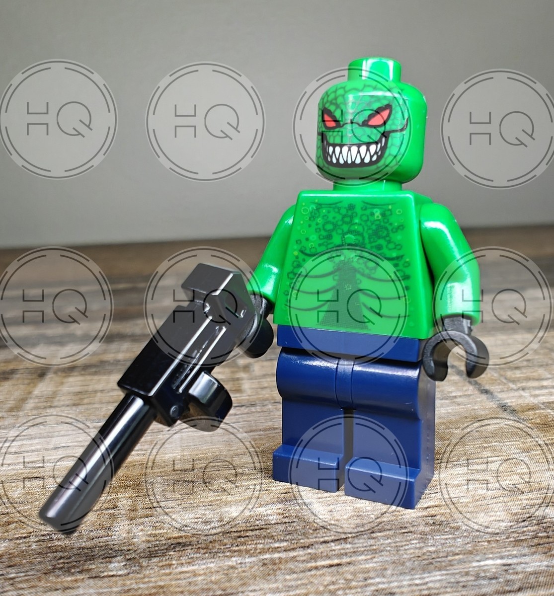NEW** 100% LEGO Killer Croc Minifigure Batman 7780 Machine Gun