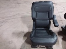 2021 Ford Explorer Passenger Right Side Rear Bucket Seat Black Leather Trim S6 2021 Ford Explorer Passenger Right Side Rear Bucket Seat Black Leather Trim S6