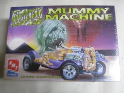 AMT 3476 Mummy Machine Static Kit 125 NEU OVP