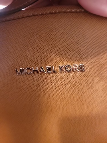 Michael Kors Large Saffiano Leather - Picture 10 of 12