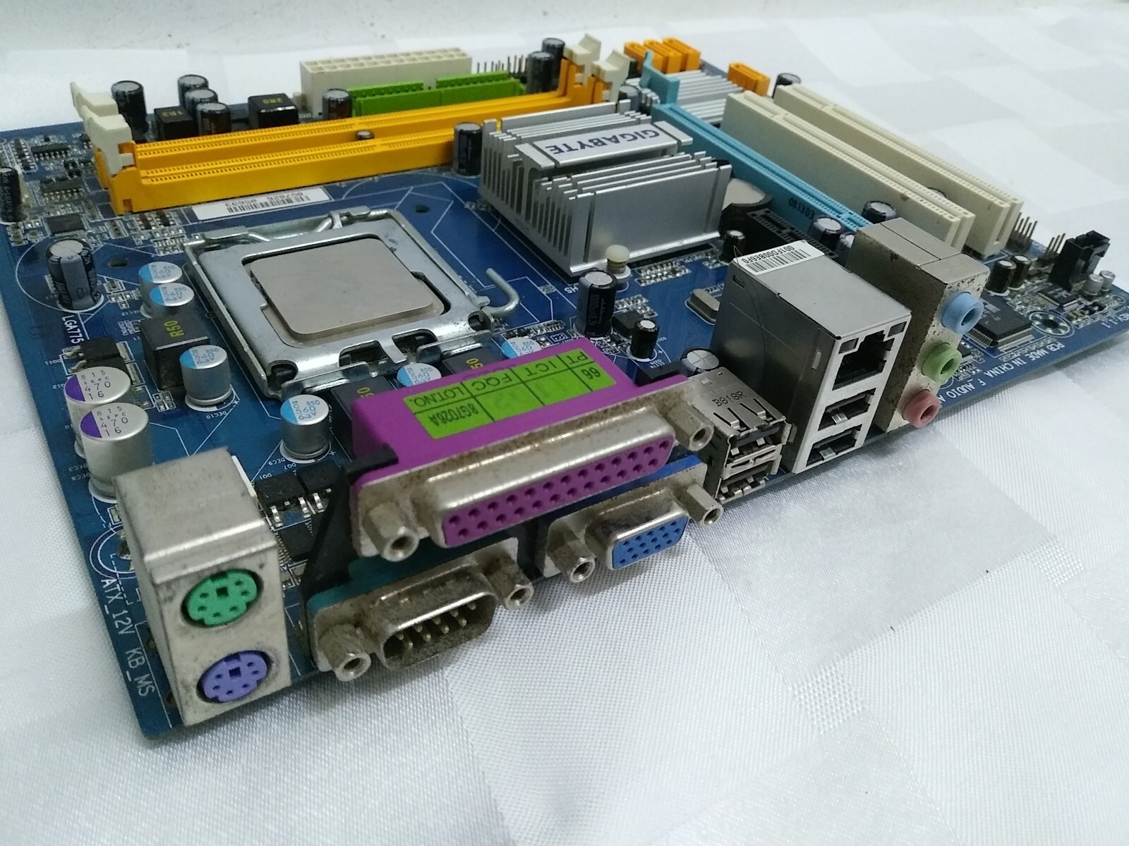 Gigabyte Technology GAG31MES2L, LGA 775/Socket T, Intel Motherboard