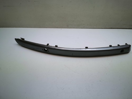BMW 1 E87 118 D Vorne Rechts Stoßstange Blenden 7182372 51.11-7182372