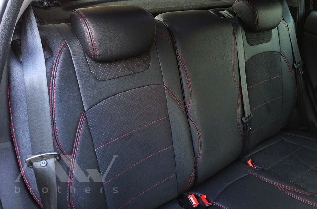 Coprisedili Anteriori Per Alfa Romeo Giulietta - Nero Con Cuciture Rosse, Cotone, Made In Italy