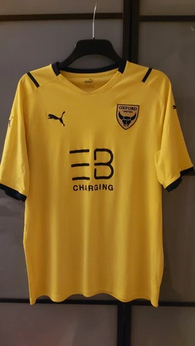 Oxford United 2021/22 season XXL adult home football shirt.