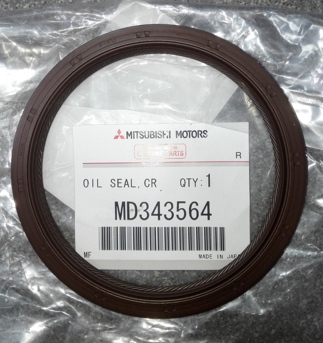 MD343564 Mitsubishi Oil seal, crankshaft, rr MD343564, New
