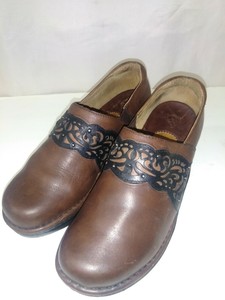 ariat tambour clogs