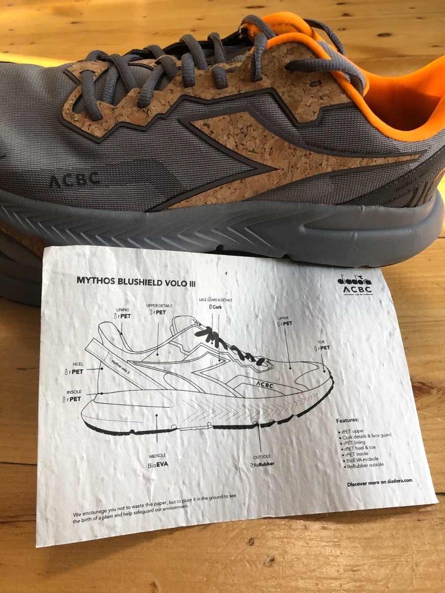 Diadora ACBC Mythos Blushield Volo 3 Running Sneakers, NEW