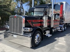 Peterbilt 389 2021.
