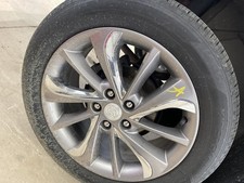 Wheel 18x7-1/2 Aluminum 10 Spoke Opt Rqk Fits 20-23 ENCORE GX 1008432