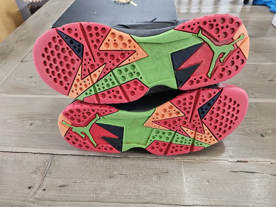 Talla 9.5 - Air Jordan 7 Retro Marvin el Marciano Foto 2 de 4