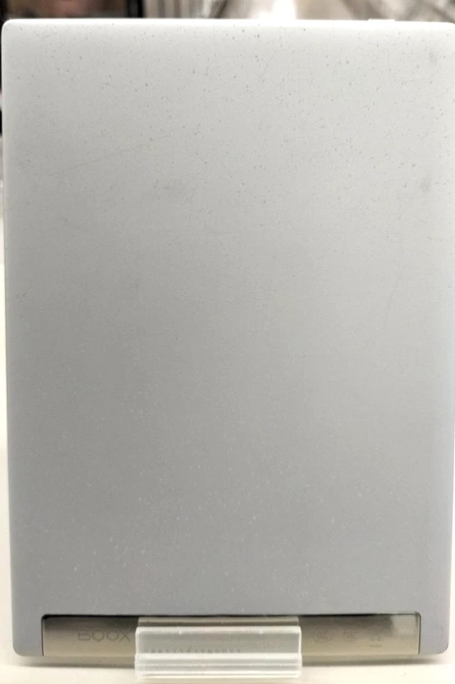 Onyx BOOX Nova Air 7.8 inch E-Ink 32GB E-Book Tablet White w/ Box, Accessories - Image 2 of 4