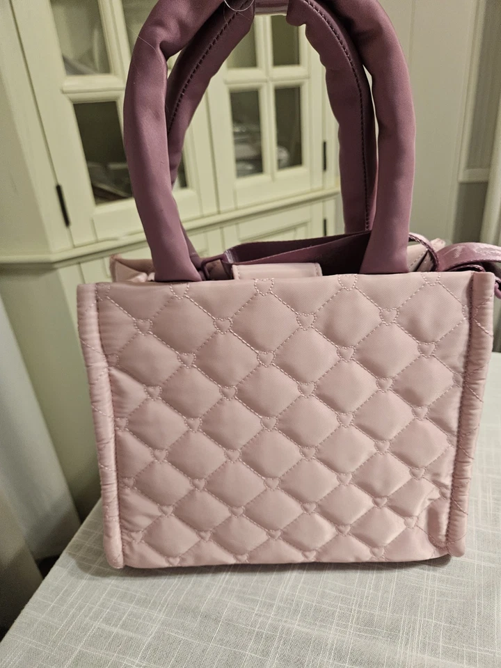 Bolso de Mano Betsey Johnson Nuevo con Etiquetas con Correa Bandolera - Corazón - Bonito Rubor Foto 2 de 4