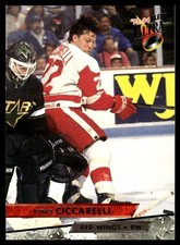 1993-94 Ultra #32 Dino Ciccarelli Detroit Red Wings Hockey Card HOF