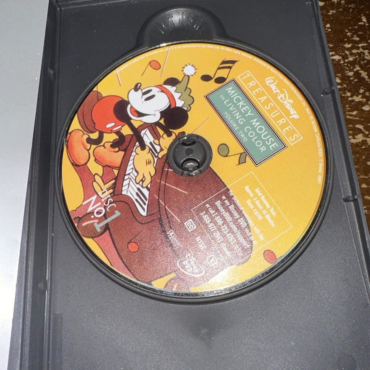 アニメ MICKEY MOUSE IN LIVING COLOR VOLUME TWO Amazon.com: Walt Disney Treasures - Mickey Mouse in Living