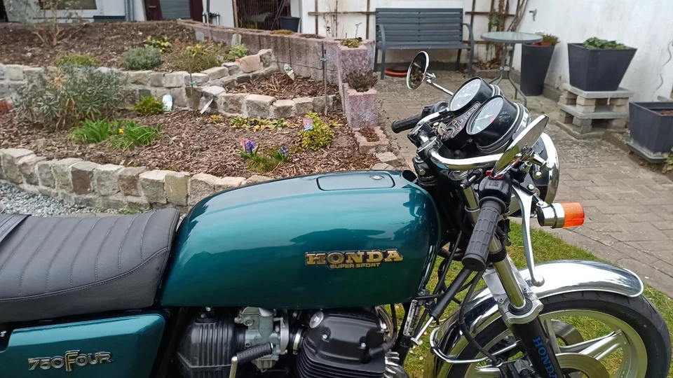 Honda CB 750 Four F2 , Bj 79 , TÜV 3.27 , Motor Top Ende überholt , Reifen Brems - Bild 4 von 4