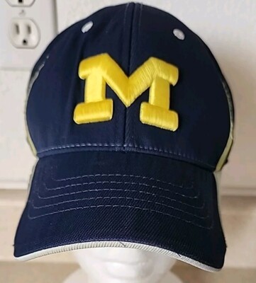 Michigan Wolverines Hat Cap Men One Size Flex Fit Top of the World NCAA L/XL