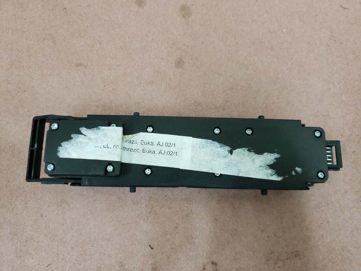 03-06 MERCEDES S CLASS FRONT LEFT MASTER WINDOW SWITCH OEM  