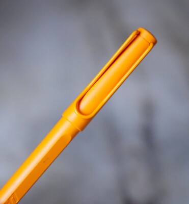 Original Pen Roller LAMY Safari IN Resin Orange Fluo - Finish Metal Orange