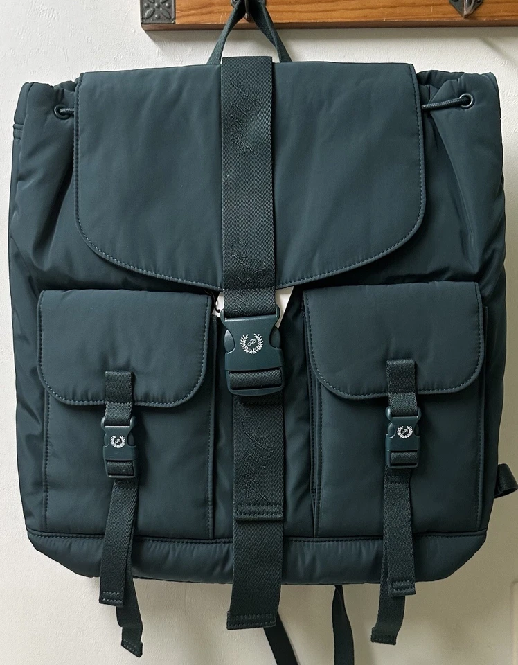 Mochila de Carga de Nailon Rosa Victoria's Secret Bolso de Viaje Verde Profundo 2024 Foto 3 de 4