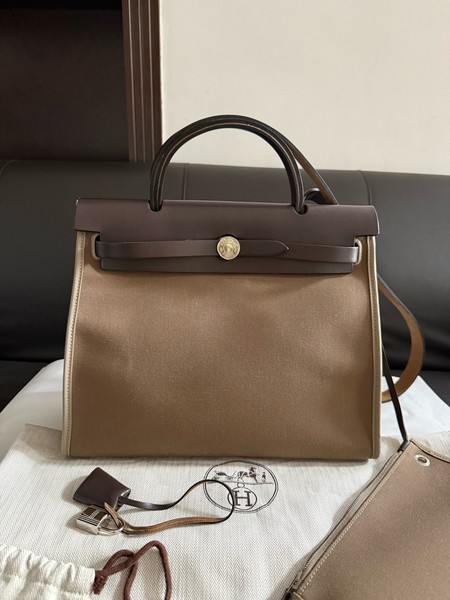 Authentic Pre-Owned Hermès Herbag 31