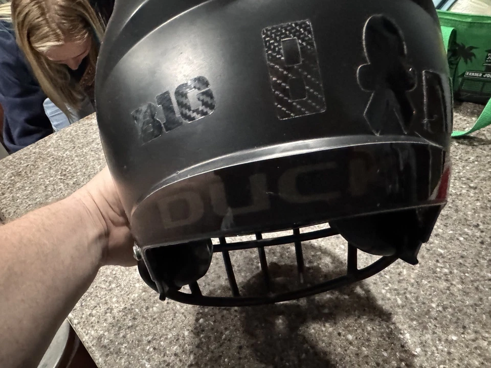 Cascos de fútbol americano de velocidad Riddell tamaño completo “gemelos” Oregon Ducks construidos a medida Foto 2 de 4