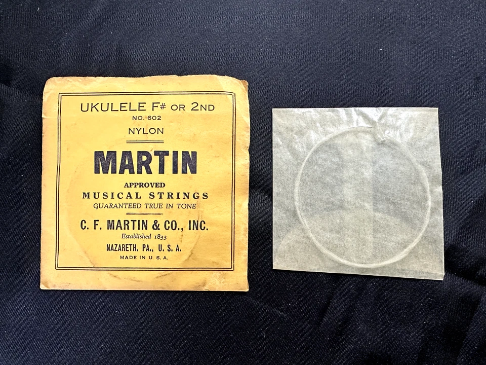 Vintage Martin Nylon Ukelele String - F or 2nd - Image 2 of 2