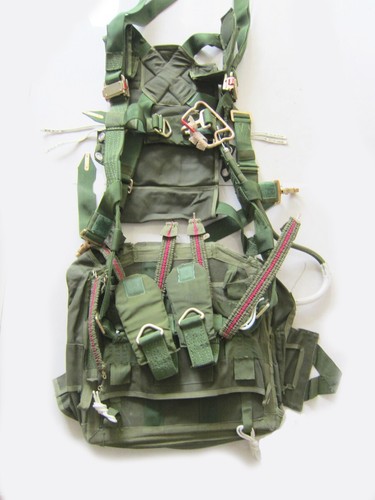 Air Force Fighter Pilot Life-Saving Ejector Parachute Straps System - Picture 8 of 9
