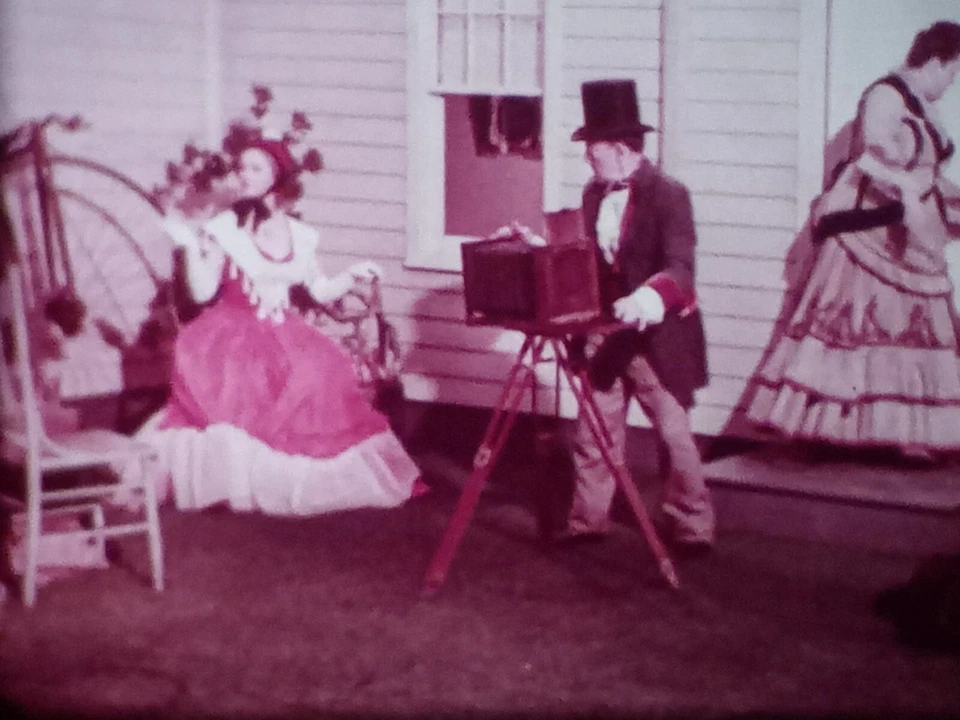 Buster Keaton - Le Triomphe De Lester Tirebien, Red Color, 1963, 16mm, 400ft - Image 2 of 4