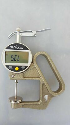 KÄFER Digital Thickness Gauge with Lifting Device - Reading: 0.01 mm UR