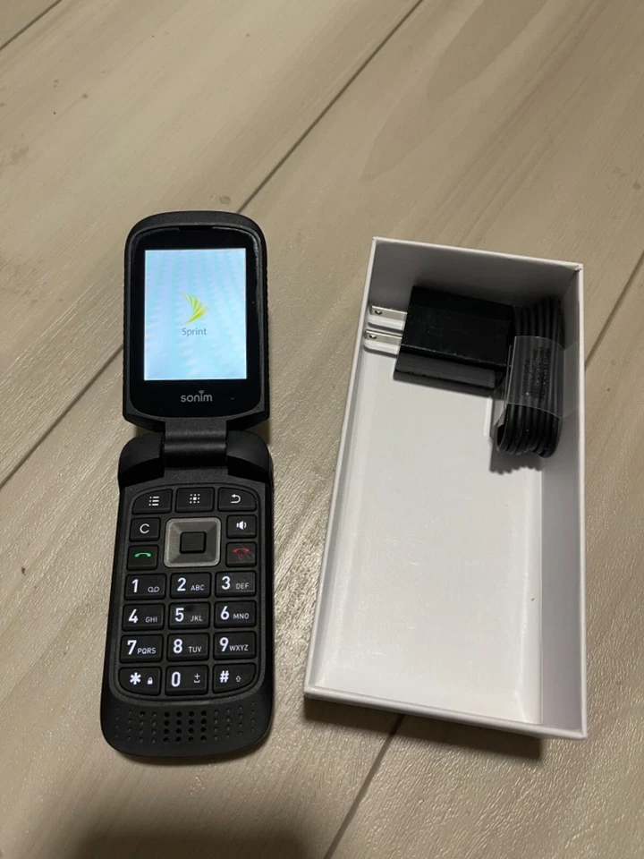 Sonim XP3 XP3800 - 8GB - Black Unlocked (Sprint) Smartphone - Image 4 of 4