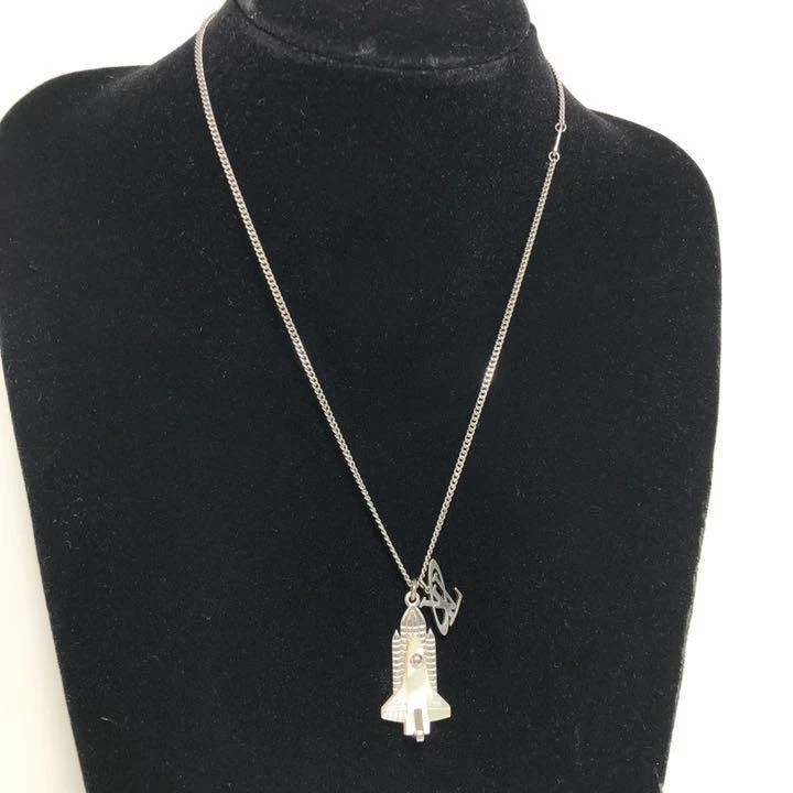 Collier locket deals