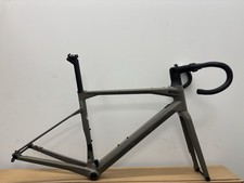 Legit Pro Level 2023 BMC Roadmachine 01 Two 5...