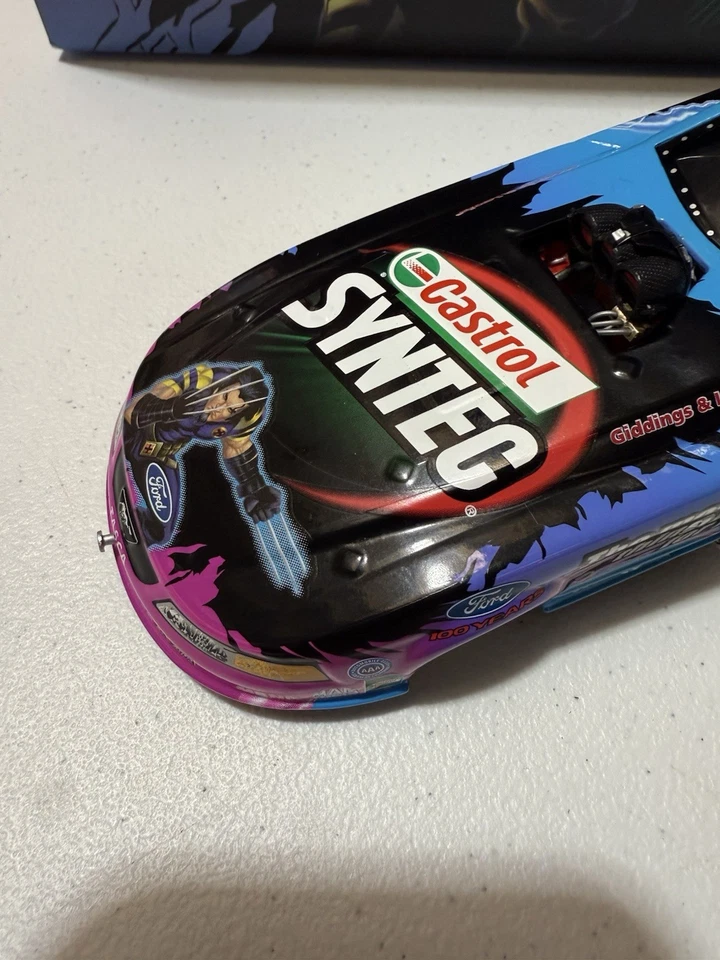 Coche divertido Mustang Tony Pedregon Castrol Syntec X-MEN 2003 1:24 Foto 3 de 4
