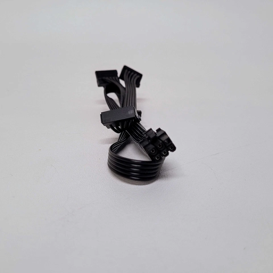 *NEW* EVGA 6-pin to 3x SATA Power Cable - W001-00-000125 - Image 2 of 2