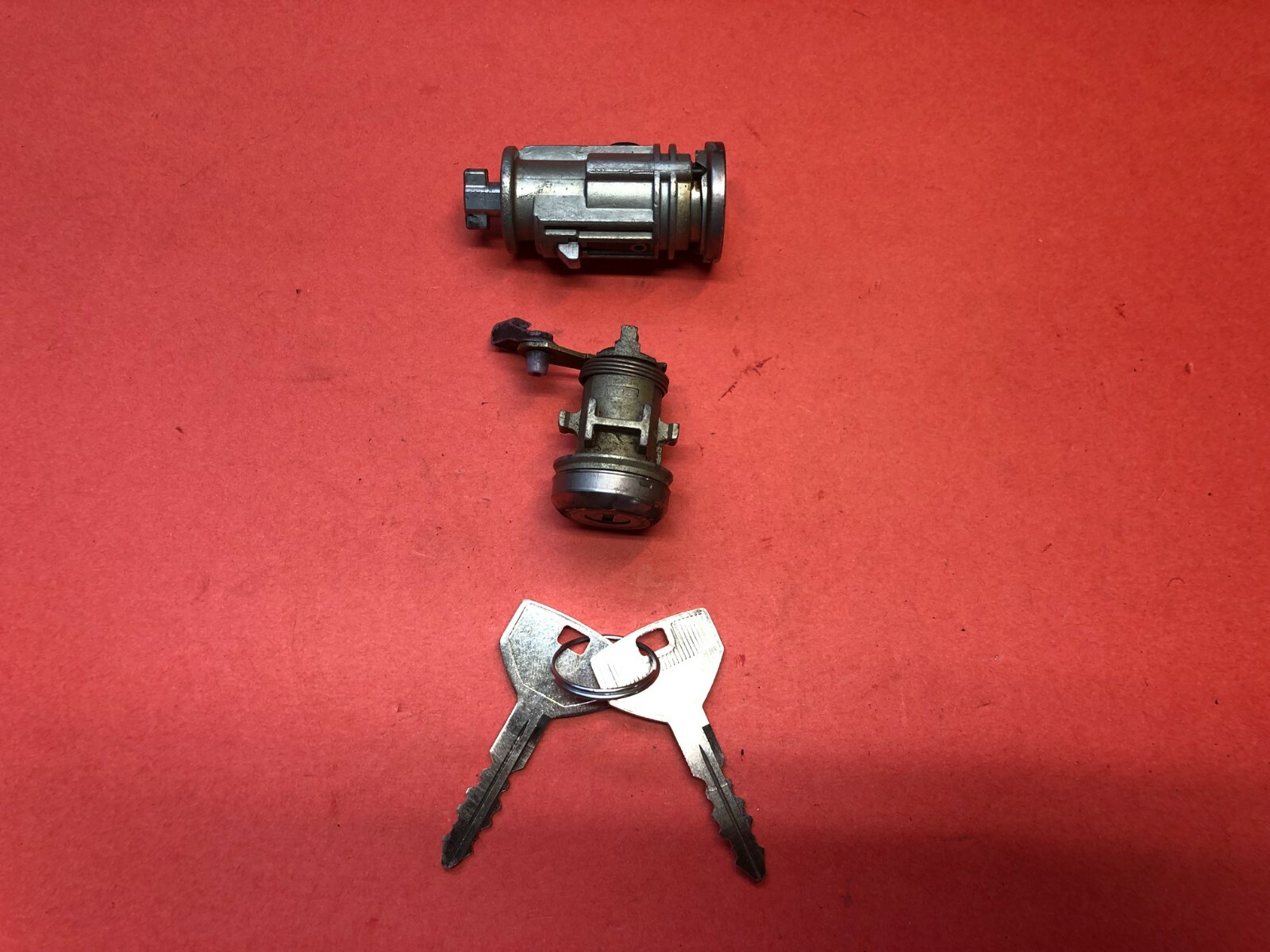 20012004 DODGE DAKOTA DURANGO IGNITION DOOR LOCK CYLINDER SET OEM